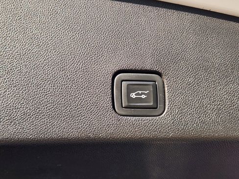 Used 2020 Cadillac XT6 Premium Luxury image 48