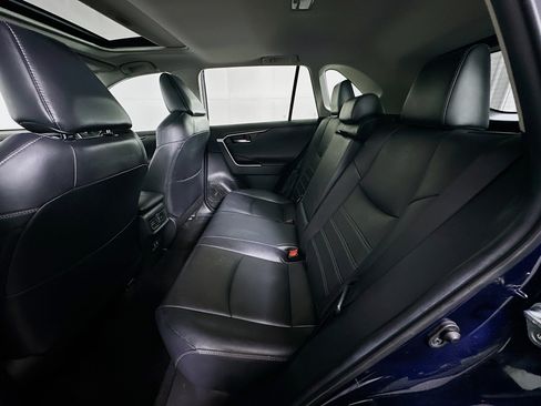 Used 2021 Toyota RAV4 Limited image 28