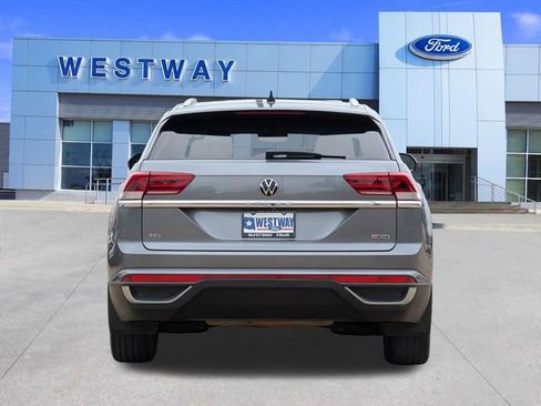 Used 2021 Volkswagen Atlas Cross Sport SEL AWD/4WD image 4