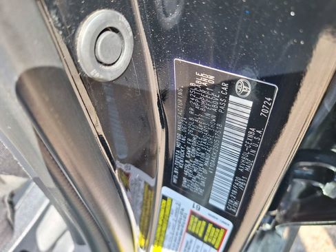 Used 2025 Toyota Camry LE image 31