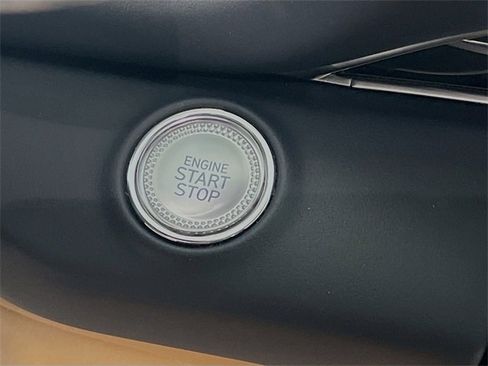 Used 2023 Genesis GV80 2.5T w/ Prestige Package image 18