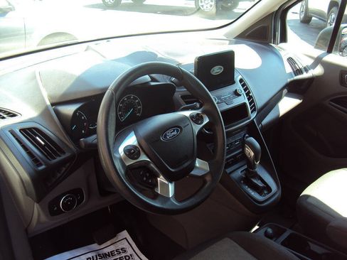 Used 2022 Ford Transit Connect XL FWD image 7