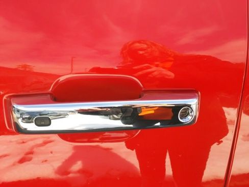 Certified 2022 Ford F150 XLT w/ Equipment Group 302A High image 24