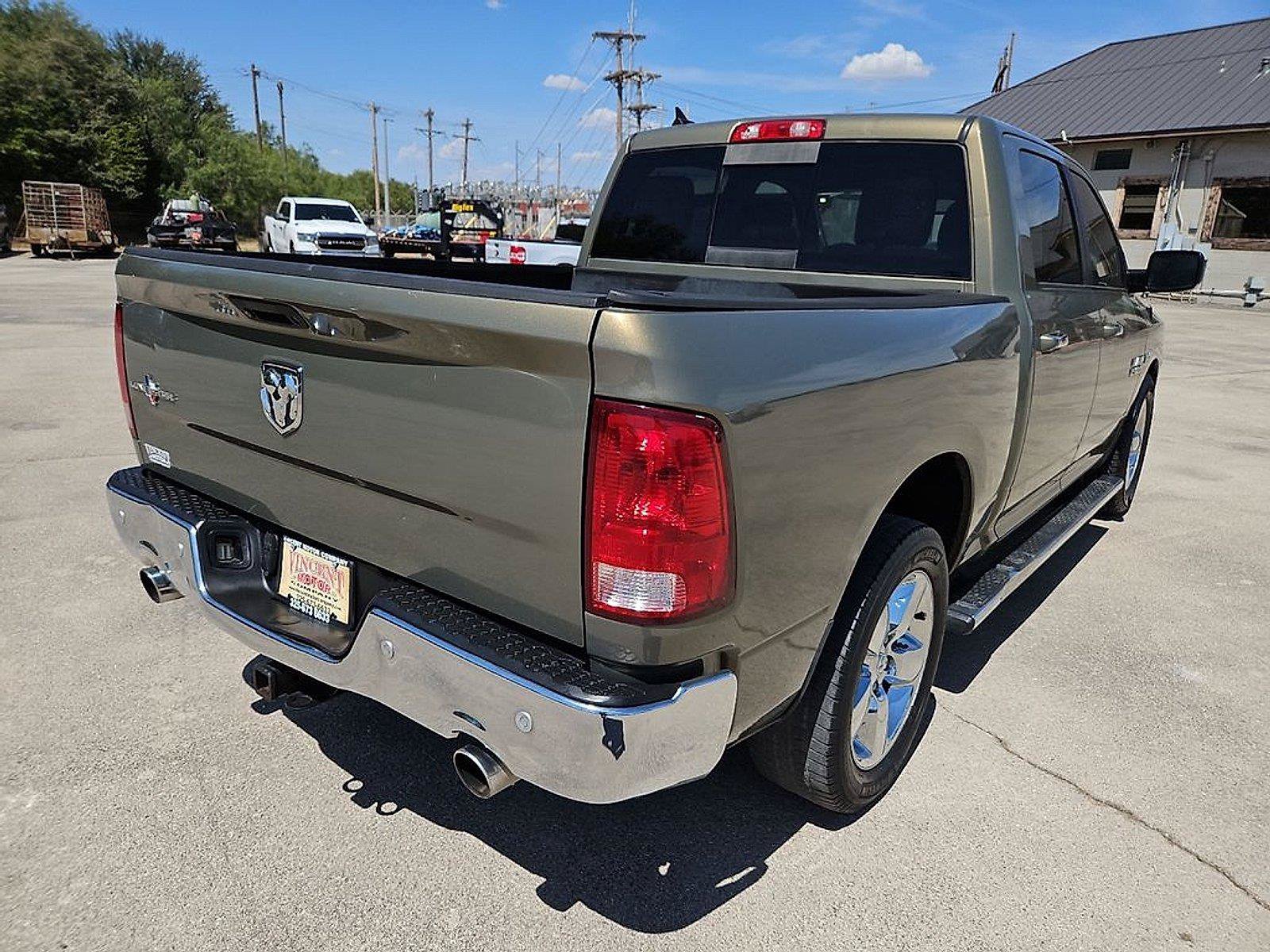 Used 2015 RAM 1500 Lone Star RWD image 7