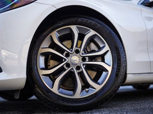 Used 2017 Mercedes-Benz C 300 Sedan image 19