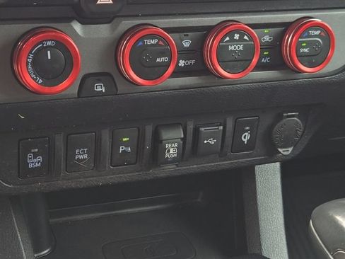 Certified 2021 Toyota Tacoma TRD Sport w/ TRD Premium Sport Package AWD/4WD image 28