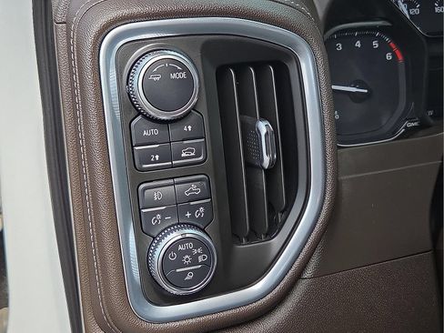 Certified 2021 GMC Sierra 1500 SLT w/ Driver Alert Package I AWD/4WD image 11