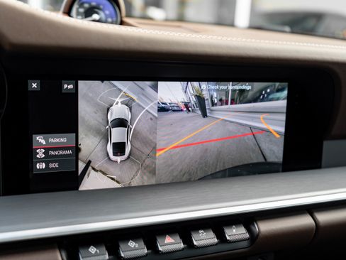 Used 2021 Porsche 911 Carrera 4S image 18