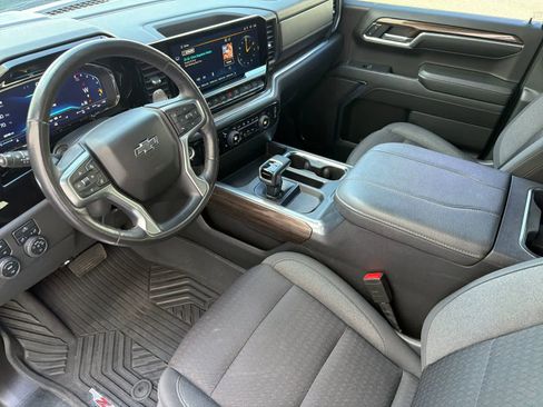 Used 2023 Chevrolet Silverado 1500 LT Trail Boss w/ Protection Package AWD/4WD image 11