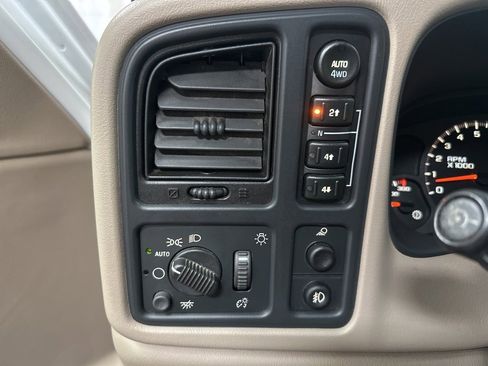 Used 2003 Chevrolet Silverado 1500 LT w/ Skid Plate Package image 34