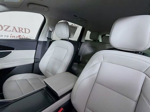 New 2026 Lincoln Nautilus Premier AWD/4WD image 23