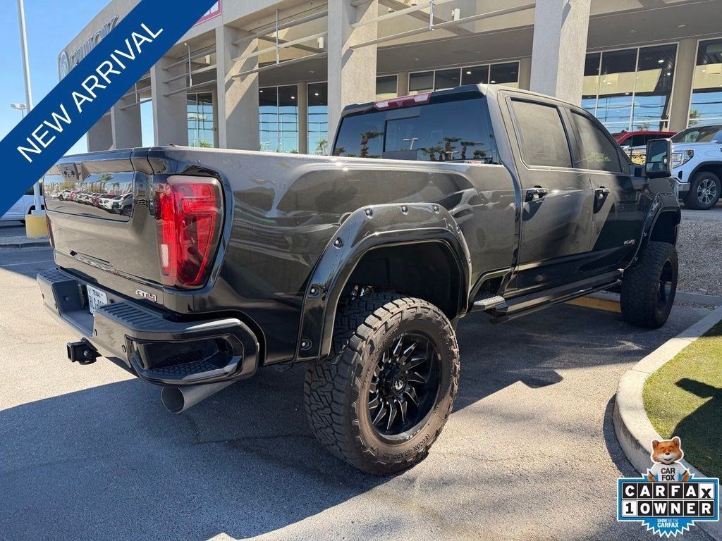 Used 2022 GMC Sierra 2500 AT4 w/ AT4 Preferred Package AWD/4WD image 3