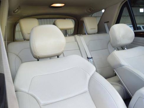 Used 2015 Mercedes-Benz ML 350 4MATIC image 50
