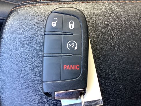 Used 2019 Jeep Compass Limited AWD/4WD image 16