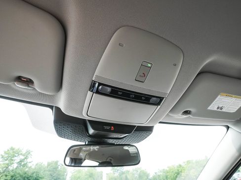 Used 2024 Nissan Ariya AWD image 29