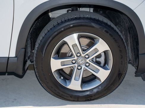 Certified 2025 Honda Pilot EX-L image 42
