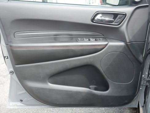 Used 2025 Dodge Durango GT AWD/4WD image 17