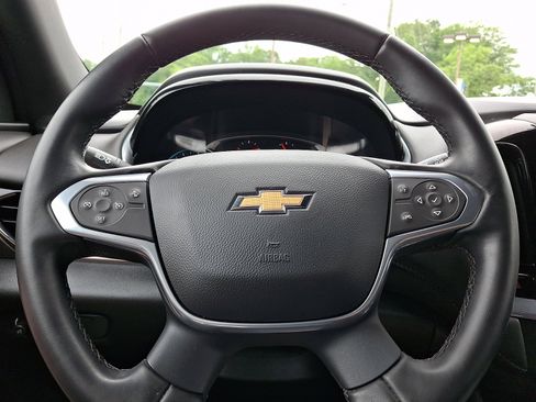 Certified 2023 Chevrolet Traverse LT AWD/4WD image 19