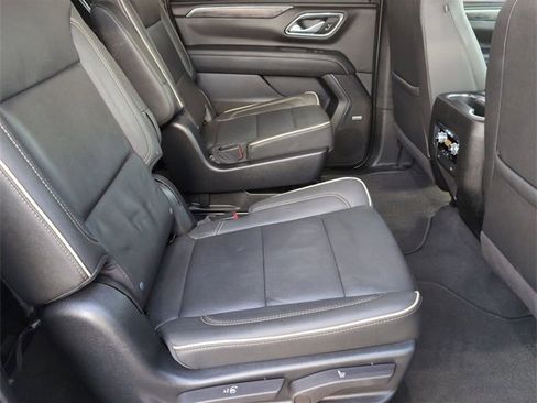 Certified 2023 GMC Yukon XL SLT image 27