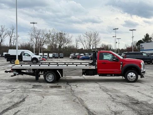 New 2024 Ford F550 4x4 Regular Cab Super Duty w/ XLT Value Package image 6