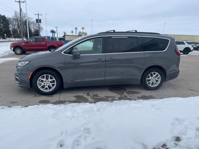 Used 2022 Chrysler Pacifica Touring-L