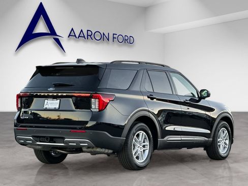 New 2026 Ford Explorer Active w/ Active Comfort Package image 6