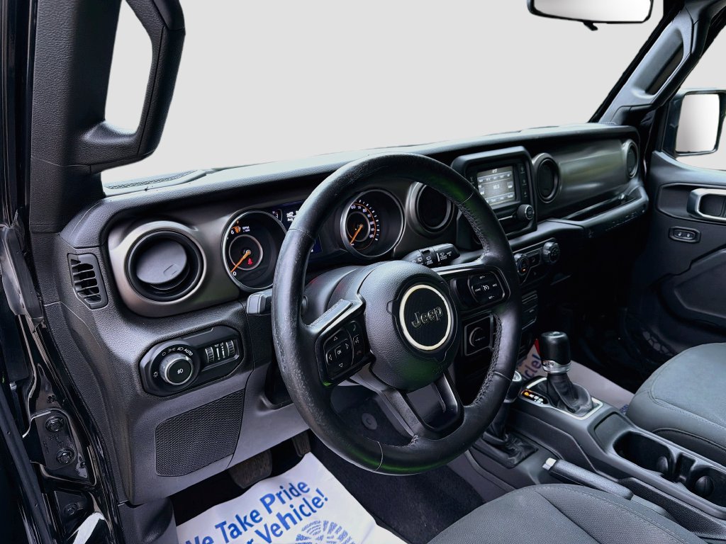 Used 2018 Jeep Wrangler Unlimited Sport S AWD/4WD image 9