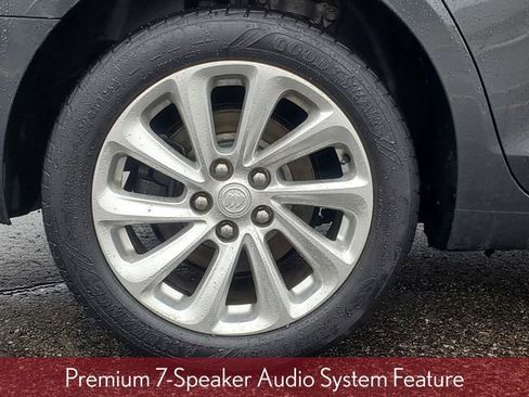 Used 2015 Buick LaCrosse Leather image 6