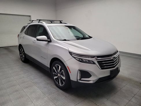 Used 2022 Chevrolet Equinox Premier FWD image 13