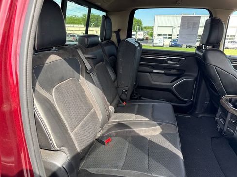 Used 2019 RAM 1500 Laramie AWD/4WD image 14