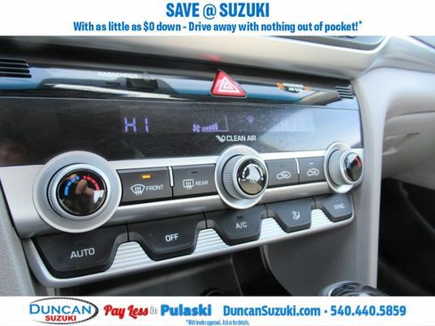 Used 2020 Hyundai Elantra SE w/ Cargo Package (C1) image 25