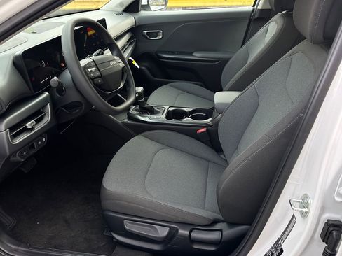 New 2025 Kia K4 FWD image 16