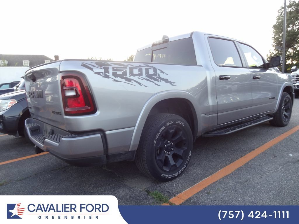 Used 2025 RAM 1500 Big Horn AWD/4WD image 4