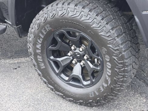 Used 2022 RAM 1500 TRX w/ TRX Level 2 Equipment Group AWD/4WD image 18