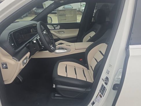 New 2026 Mercedes-Benz GLE 53 AMG 4MATIC image 9