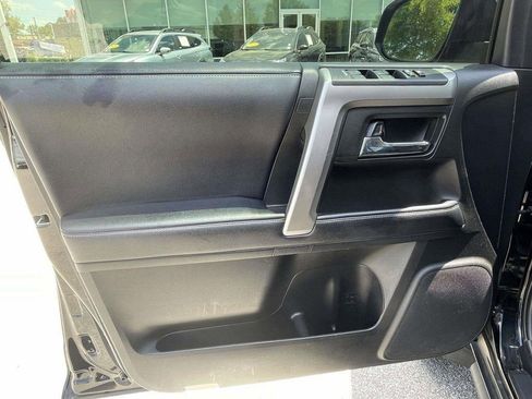Used 2019 Toyota 4Runner SR5 AWD/4WD image 24