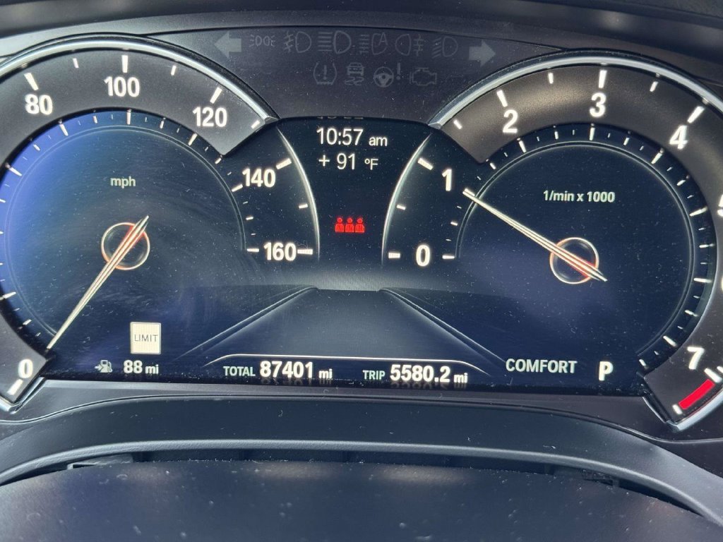 Used 2019 BMW 530i xDrive w/ Premium Package AWD/4WD image 14