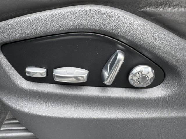 Used 2019 Porsche Cayenne AWD/4WD image 22