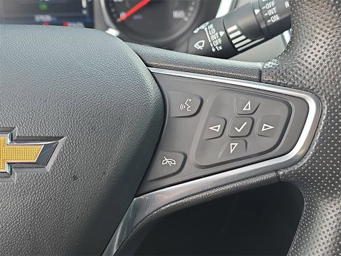 Used 2022 Chevrolet Equinox LS w/ LS Convenience Package image 17