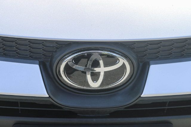 Used 2025 Toyota Corolla LE FWD image 7