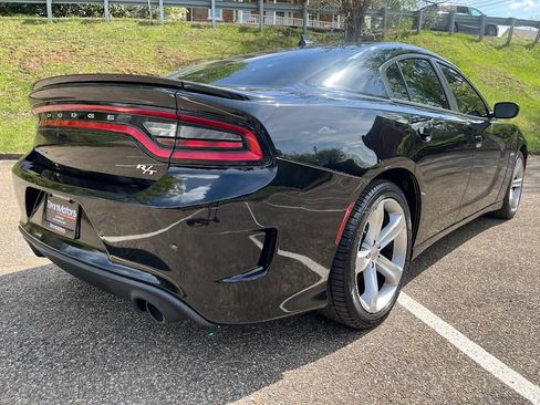 Used 2017 Dodge Charger R/T RWD image 33