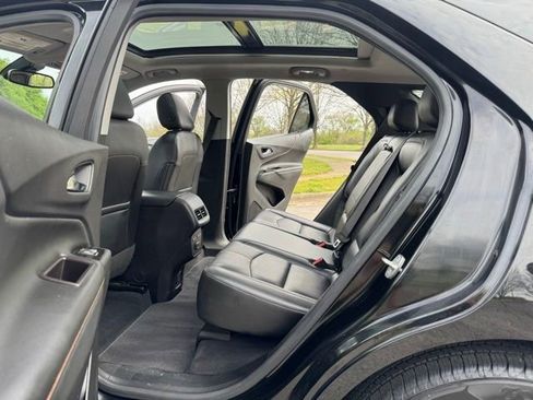 Used 2022 Chevrolet Equinox Premier image 37
