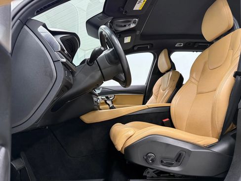 Used 2021 Volvo XC90 T6 Inscription w/ Advanced Package image 15