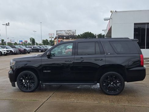 Used 2020 Chevrolet Tahoe LT w/ Luxury Package RWD image 8