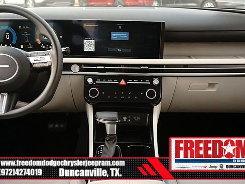 Used 2025 Hyundai Tucson SEL image 19