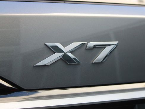 Used 2024 BMW X7 xDrive40i image 20