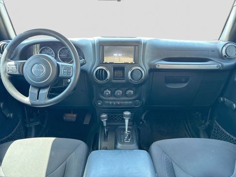 Used 2016 Jeep Wrangler Unlimited Sport AWD/4WD image 15