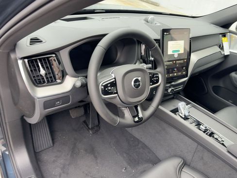 New 2026 Volvo XC60 B5 Ultra w/ Protection Package Premier image 4