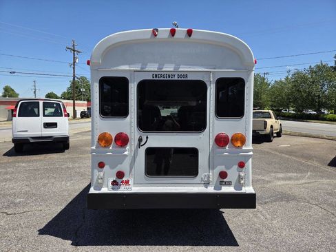Used 2007 Chevrolet Express 3500 w/ School Bus Package RWD image 4