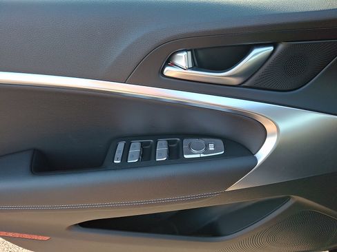 Certified 2026 Genesis G70 2.5T AWD/4WD image 12